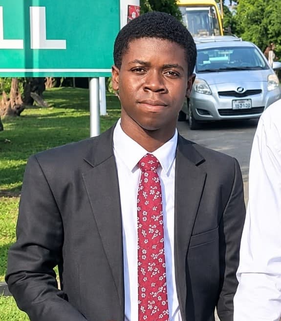 Asante Ezra